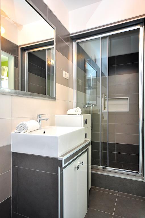 Apartments Sakal 트로기르 객실 사진
