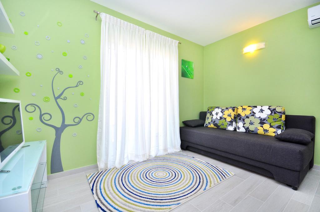 Apartments Sakal 트로기르 객실 사진